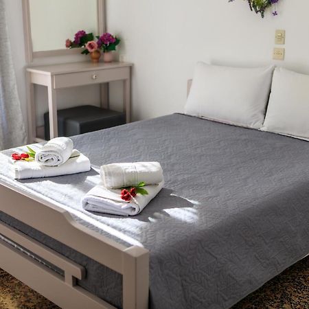 Pansion Kaloyiannis Hotel Патитири Екстериор снимка